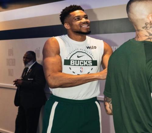 詹姆斯独抗,压力,湖人遭绝杀,乐鱼体育,LeYu,Sports,乐鱼体育官网,乐鱼体育官网,乐鱼体育下载